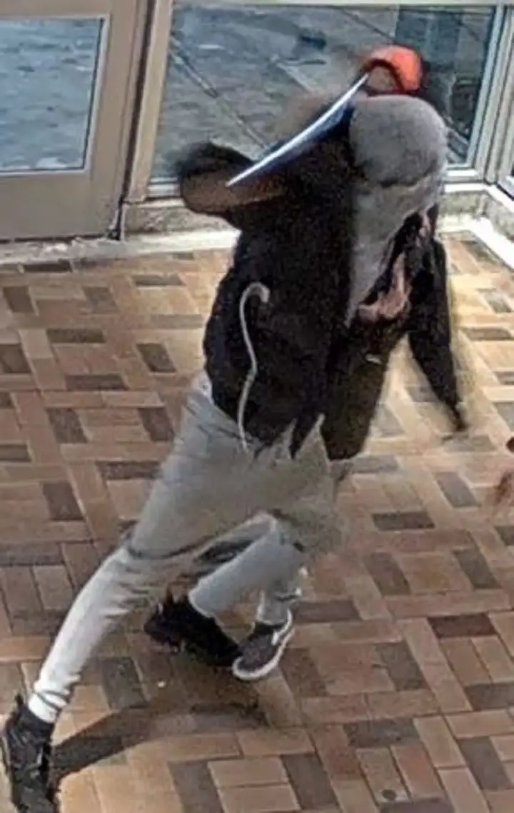 Woman injured after slashing at TTC’s Spadina subway station